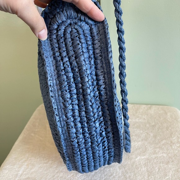 Tommy Bahamas  Women's Pirro Circle Straw Weaved Tote Basket Blue & White Bag - Picture 7 of 10